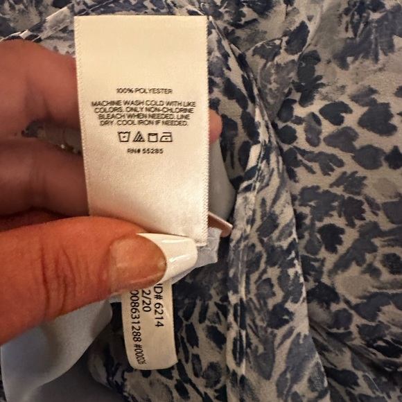 EXPRESS 2tiered chiffon sheer fully lined sleeveless hi tie neck cascade top| XS - Picture 8 of 8